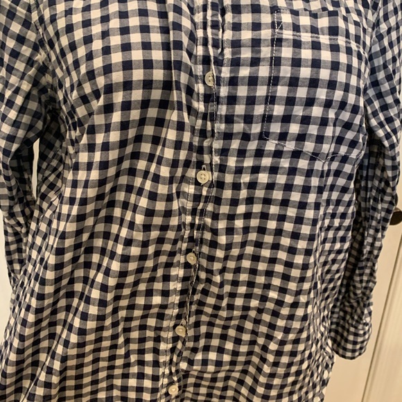 Old Navy Gingham button blouse Size L - Picture 2 of 4